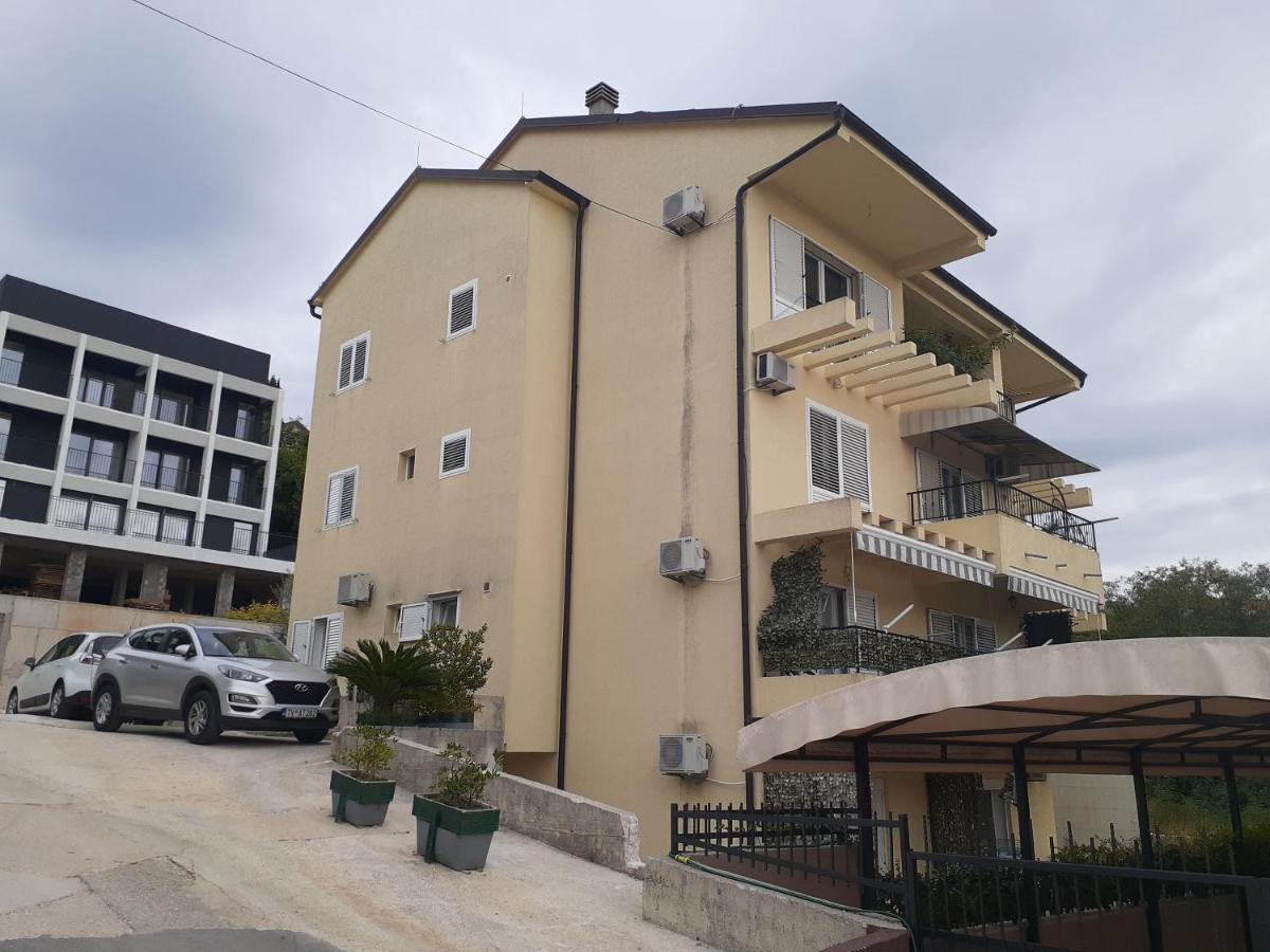 Apartmani Irena Tivat Exteriér fotografie