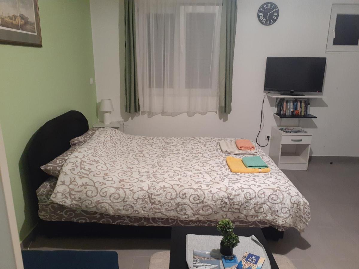 Apartmani Irena Tivat Exteriér fotografie
